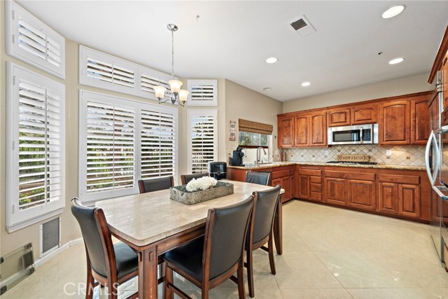 Detail Gallery Image 13 of 55 For 7 Villamoura, Rancho Santa Margarita,  CA 92679 - 4 Beds | 3 Baths