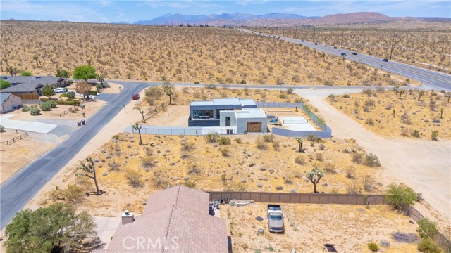 Detail Gallery Image 4 of 9 For 60812 Division St, Joshua Tree,  CA 92252 - – Beds | – Baths