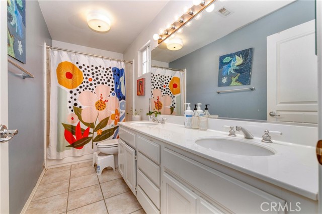 Detail Gallery Image 16 of 31 For 19344 Kilfinan St, Porter Ranch,  CA 91326 - 4 Beds | 3 Baths