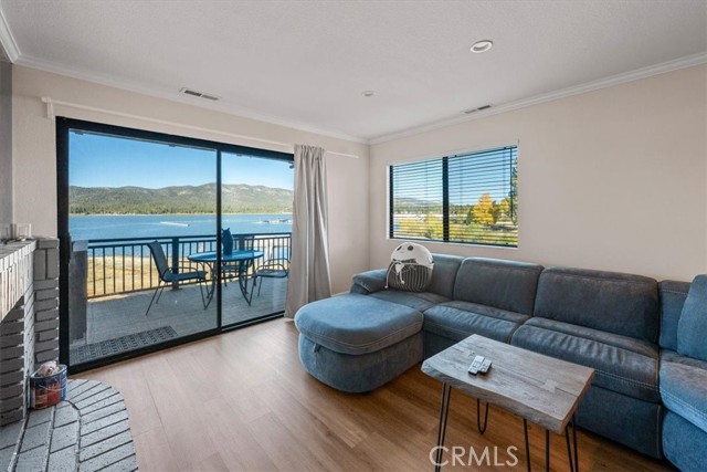 Detail Gallery Image 16 of 50 For 40670 Big Bear #203,  Big Bear Lake,  CA 92315 - 3 Beds | 3 Baths