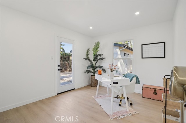 Detail Gallery Image 11 of 36 For 16817 Index St, Granada Hills,  CA 91344 - 4 Beds | 2 Baths