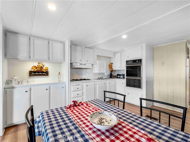 Detail Gallery Image 8 of 22 For 11414 Serra Rd #46,  Apple Valley,  CA 92308 - 2 Beds | 1 Baths