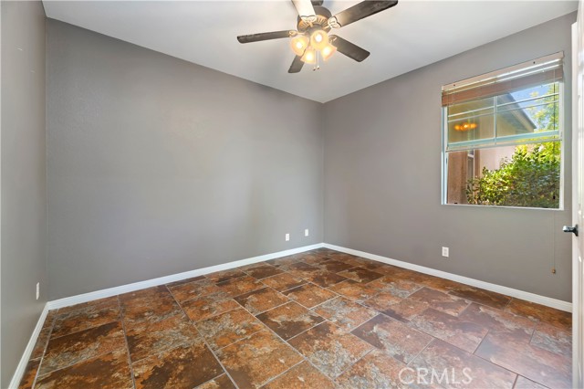 Detail Gallery Image 7 of 26 For 31139 Little Camille Way, Menifee,  CA 92584 - 5 Beds | 2 Baths