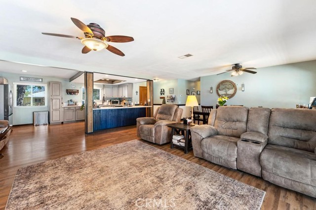 Detail Gallery Image 7 of 33 For 1581 Hackney St, Hemet,  CA 92543 - 3 Beds | 2 Baths