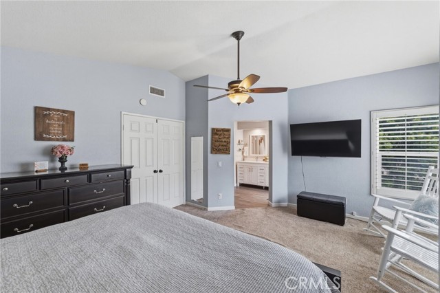 Image 25 of 54 For 16727 Lake Knoll