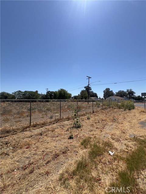 Detail Gallery Image 4 of 8 For 1 E 3rd St, Hanford,  CA 93230 - – Beds | – Baths