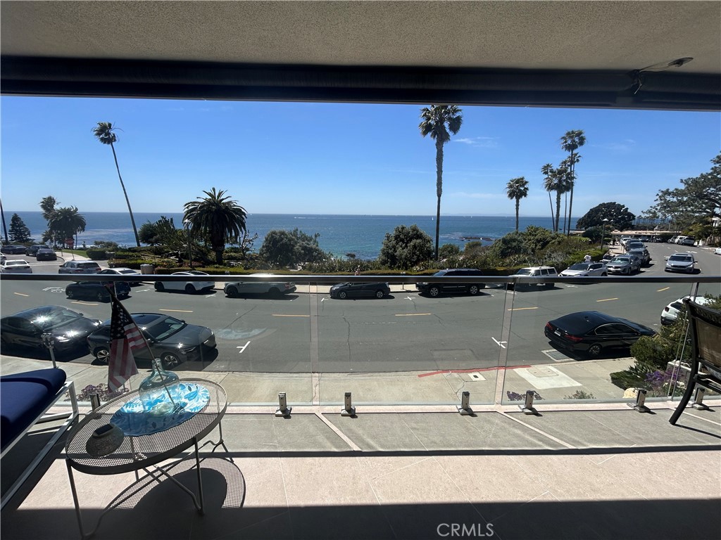 530 Cliff Drive #102