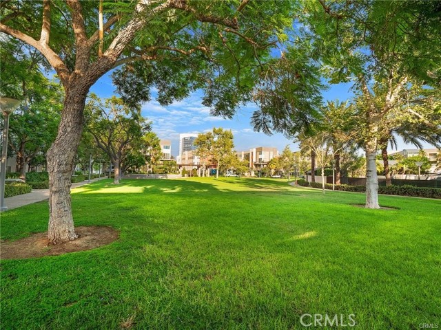 Detail Gallery Image 52 of 60 For 402 Rockefeller #106,  Irvine,  CA 92612 - 2 Beds | 2/1 Baths