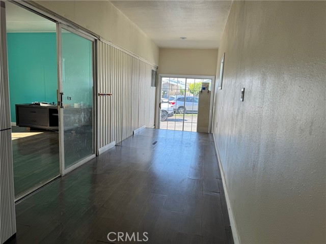 Detail Gallery Image 4 of 15 For 12560 Haster St #9,  Garden Grove,  CA 92840 - 2 Beds | 1/1 Baths