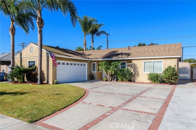 Detail Gallery Image 2 of 41 For 5681 Stardust Dr, Huntington Beach,  CA 92647 - 3 Beds | 2 Baths