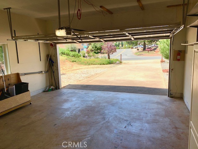 10621 Point Lakeview Road, Kelseyville CA: https://media.crmls.org/medias/2365ba1e-e272-4f02-9031-83b7d6bba746.jpg