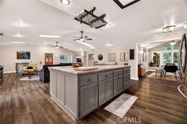 Detail Gallery Image 20 of 57 For 1636 Oak Park Avenue, Chico,  CA 95928 - 3 Beds | 3 Baths