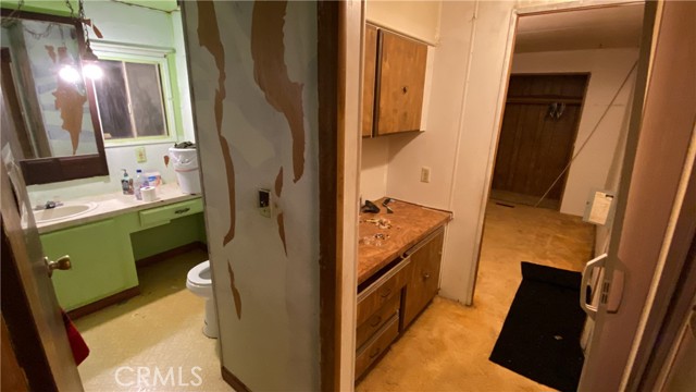 Detail Gallery Image 14 of 29 For 17698 Walker Mine, Redding,  CA 96003 - 1 Beds | 1 Baths