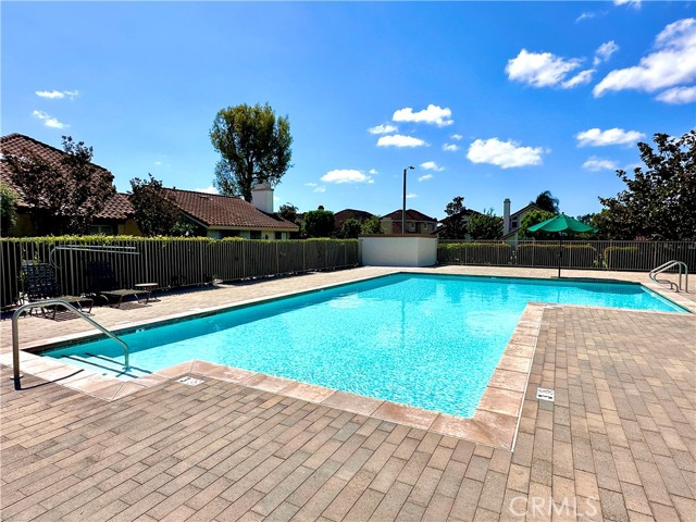 Detail Gallery Image 18 of 22 For 14 Vercelli, Irvine,  CA 92620 - 3 Beds | 2/1 Baths