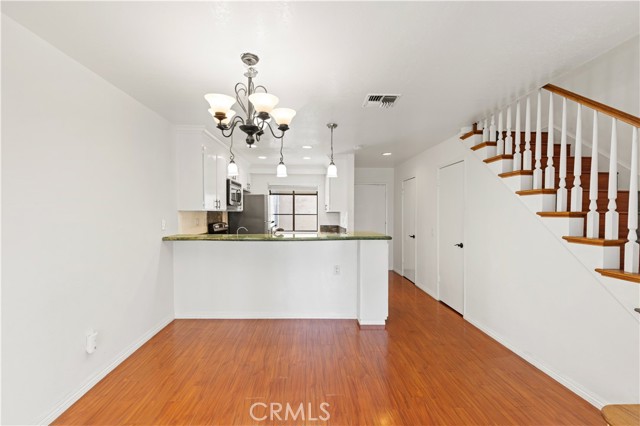 Detail Gallery Image 9 of 39 For 16 Lakepines, Irvine,  CA 92620 - 2 Beds | 1/1 Baths