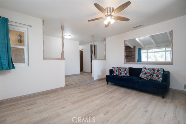 Detail Gallery Image 7 of 48 For 8140 Weirick Rd, Corona,  CA 92883 - 4 Beds | 2 Baths
