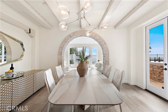 2368f6f0 5b87 4dd5 B7bc Ebbe40191e07