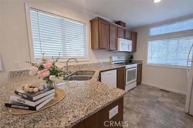 Detail Gallery Image 8 of 24 For 10745 Victoria Ave #9,  Whittier,  CA 90604 - 2 Beds | 2 Baths
