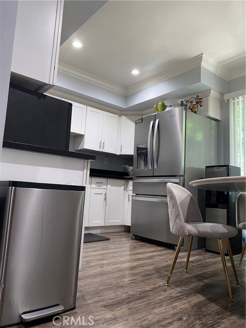 Detail Gallery Image 9 of 20 For 13601 Terra Bella St, Arleta,  CA 91331 - 4 Beds | 2 Baths