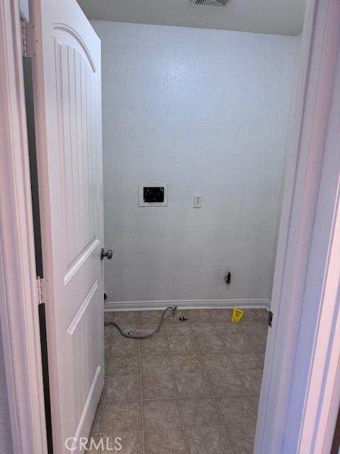 Detail Gallery Image 11 of 25 For 13102 Napa Ct., Hesperia,  CA 92344 - 5 Beds | 3 Baths