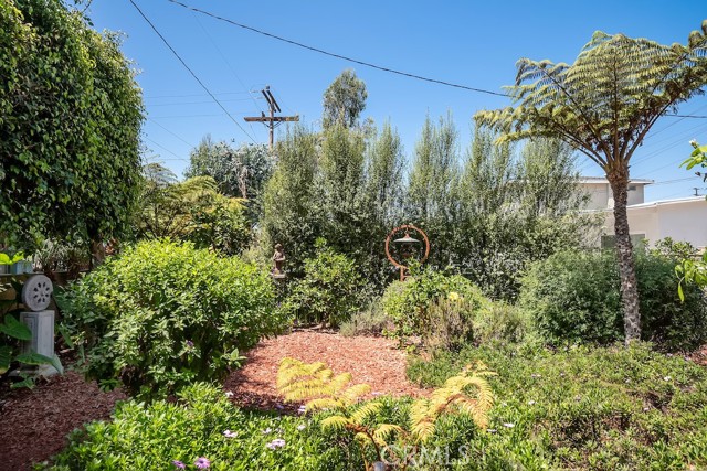 870 Rosecrans Avenue, Manhattan Beach, California 90266, 3 Bedrooms Bedrooms, ,2 BathroomsBathrooms,Residential,Sold,Rosecrans,SB21187159