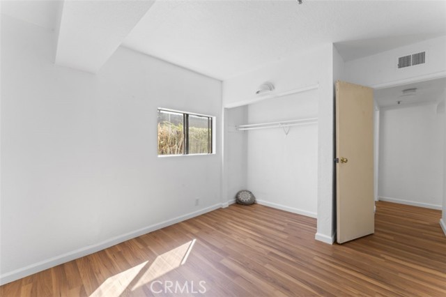 Detail Gallery Image 19 of 29 For 1216 E Cottage Grove Dr, Glendale,  CA 91205 - 3 Beds | 2 Baths