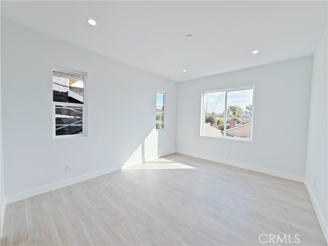 Detail Gallery Image 13 of 22 For 16111 Fairgrove Ave, La Puente,  CA 91744 - 4 Beds | 3/1 Baths