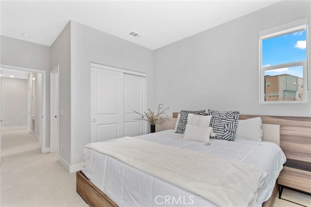 Detail Gallery Image 41 of 74 For 27018 California Ct, Valencia,  CA 91381 - 4 Beds | 4/1 Baths