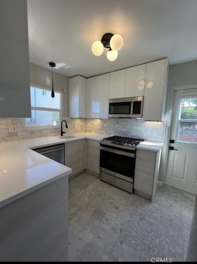 3671 Madison Avenue - photo 15