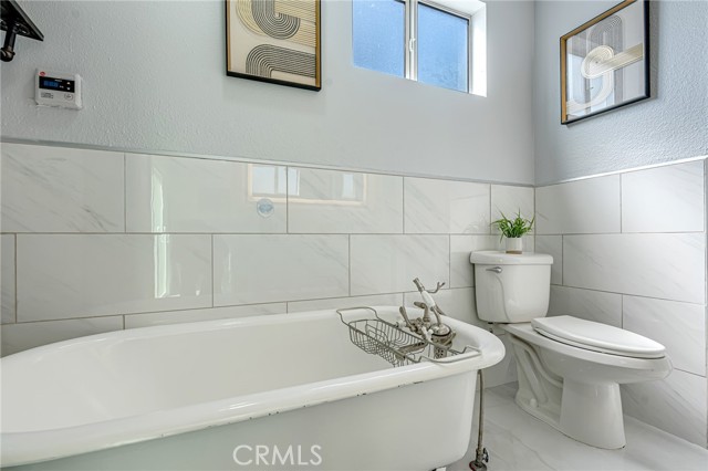 Detail Gallery Image 36 of 51 For 1381 W Summerland, San Pedro,  CA 90732 - 4 Beds | 3 Baths