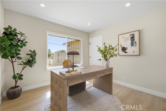 Detail Gallery Image 14 of 35 For 2133 Cochran, Simi Valley,  CA 93065 - 3 Beds | 2 Baths