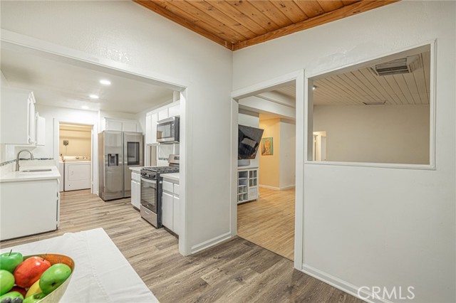 Detail Gallery Image 12 of 39 For 707 W Avenue H9, Lancaster,  CA 93534 - 4 Beds | 2 Baths