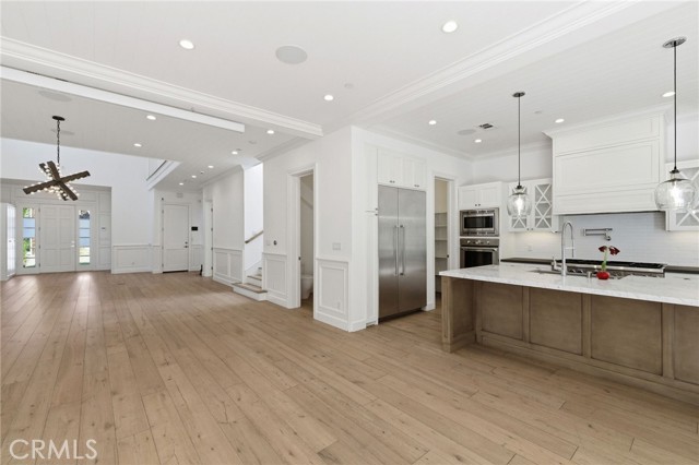 Detail Gallery Image 25 of 59 For 1405 Oak Ave, Manhattan Beach,  CA 90266 - 4 Beds | 4/1 Baths