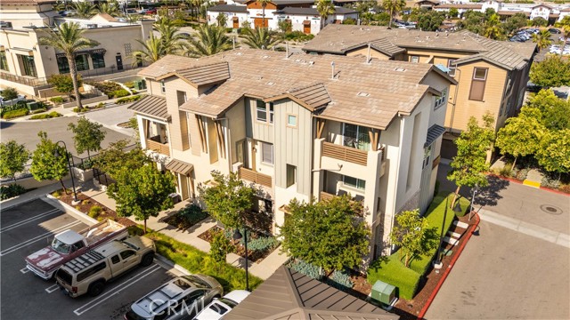 7356 Luminaire Place, Rancho Cucamonga CA: https://media.crmls.org/medias/236f3b77-cf29-4882-8fc5-50cabf688d38.jpg