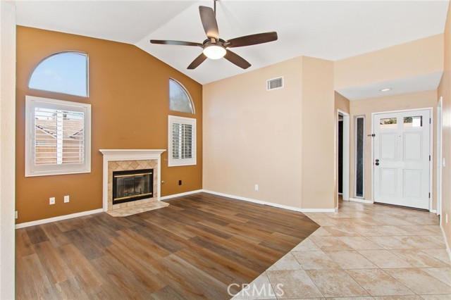 Detail Gallery Image 4 of 33 For 720 Balsam Way, Hemet,  CA 92545 - 2 Beds | 2 Baths