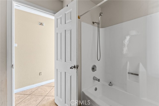 Detail Gallery Image 14 of 18 For 14735 Perham Dr, Moreno Valley,  CA 92553 - 3 Beds | 2 Baths