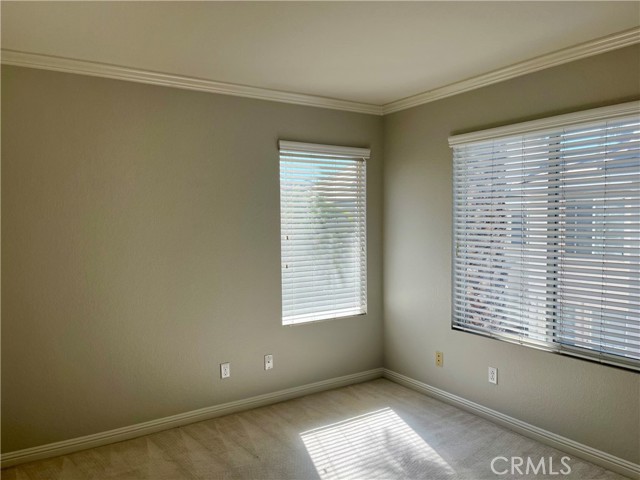 Detail Gallery Image 18 of 21 For 42155 Calabria Dr, Temecula,  CA 92591 - 4 Beds | 2/1 Baths