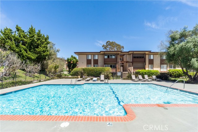5927 Armaga Spring Road, Rancho Palos Verdes CA: https://media.crmls.org/medias/23712827-9275-440f-a465-e22ea4017e6f.jpg