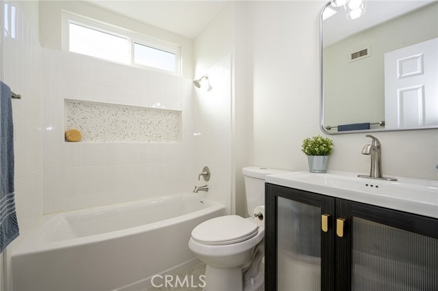 Detail Gallery Image 25 of 31 For 1384 Emerald St, Corona,  CA 92882 - 3 Beds | 2 Baths