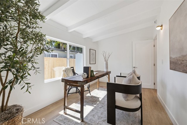 Detail Gallery Image 15 of 33 For 21 La Cadena St, Santa Barbara,  CA 93103 - 3 Beds | 2/1 Baths