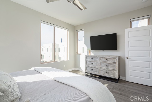 Detail Gallery Image 11 of 24 For 72 Ebb Tide Cir, Newport Beach,  CA 92663 - 3 Beds | 3/1 Baths