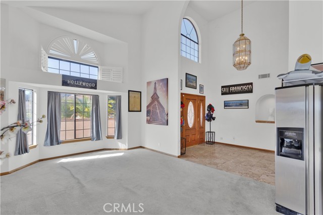 Detail Gallery Image 9 of 67 For 13685 Sierra Vista, Victorville,  CA 92395 - 3 Beds | 3 Baths