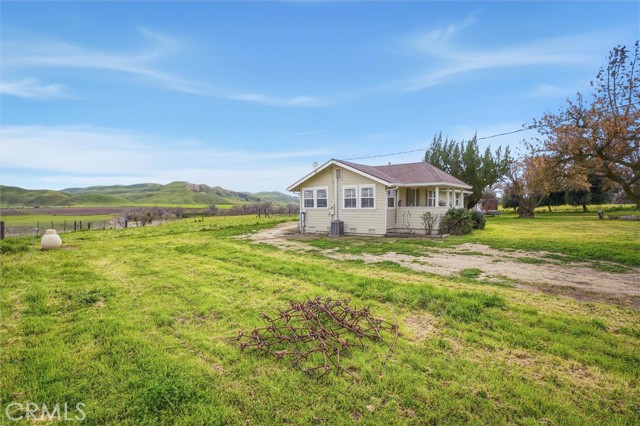 Detail Gallery Image 10 of 50 For 800 Truesdale Road, Shandon,  CA 93461 - 3 Beds | 1 Baths