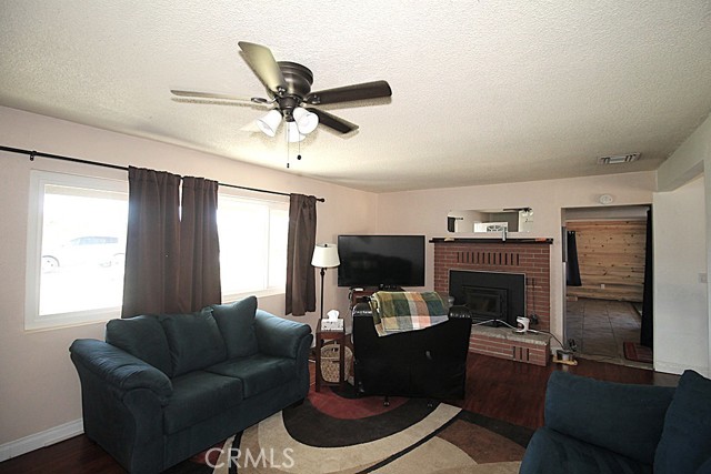 Detail Gallery Image 12 of 49 For 36703 Bel Air, Barstow,  CA 92311 - 3 Beds | 1/1 Baths