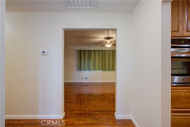 Detail Gallery Image 10 of 47 For 3728 Fuchsia Ln, Modesto,  CA 95356 - 3 Beds | 2 Baths