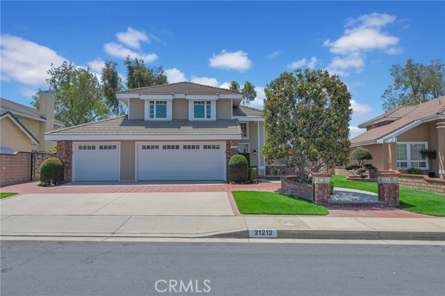 21212 Valleyview Drive, Walnut CA: https://media.crmls.org/medias/2377e976-dc88-4ada-bb11-6f92d4d5c4f3.jpg