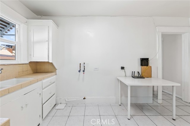 Image 5 of 31 For 417 Emerson Avenue