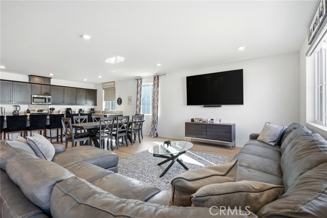 Detail Gallery Image 13 of 29 For 1903 Breachy, Hemet,  CA 92545 - 3 Beds | 2 Baths