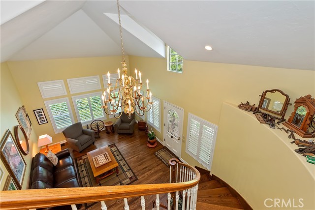 27781 St Bernard Lane, Lake Arrowhead CA: https://media.crmls.org/medias/2378a903-5acf-4945-be91-67571da9b6d5.jpg