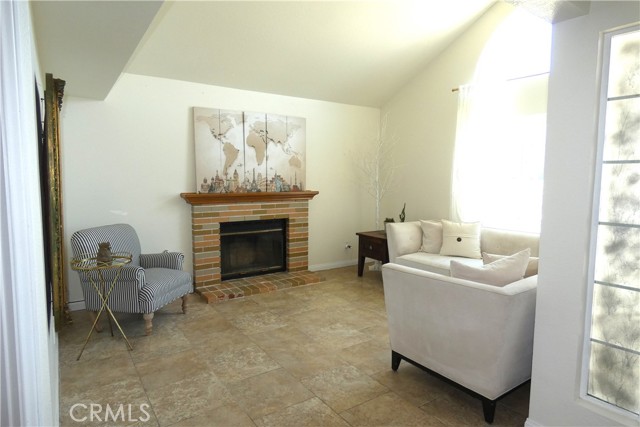 Detail Gallery Image 5 of 30 For 4442 Harmony Ln, Santa Maria,  CA 93455 - 4 Beds | 2 Baths